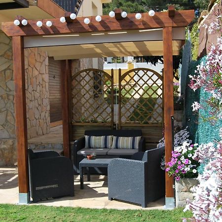 Sunny Holiday Home Creixell Esterno foto