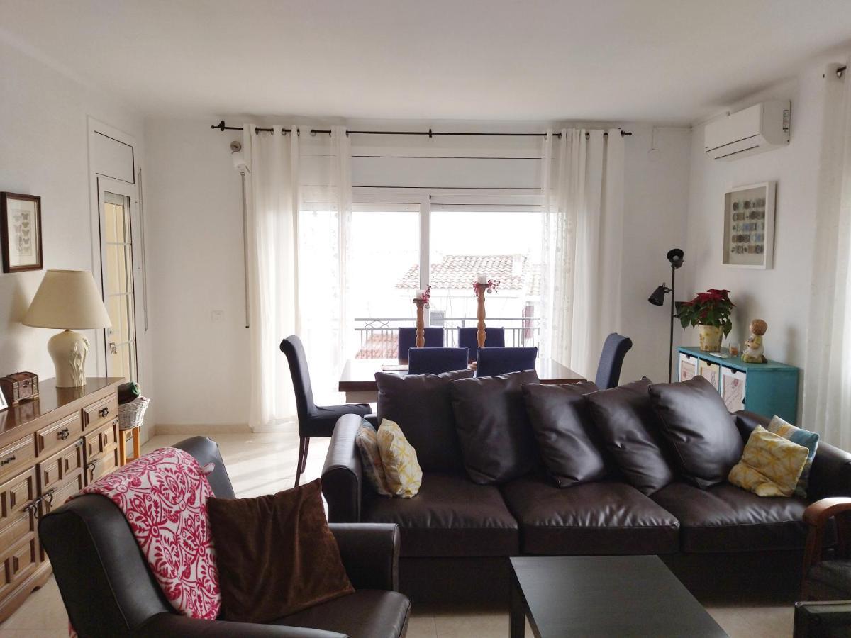 Sunny Holiday Home Creixell Esterno foto