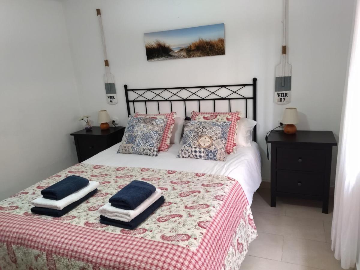 Sunny Holiday Home Creixell Esterno foto