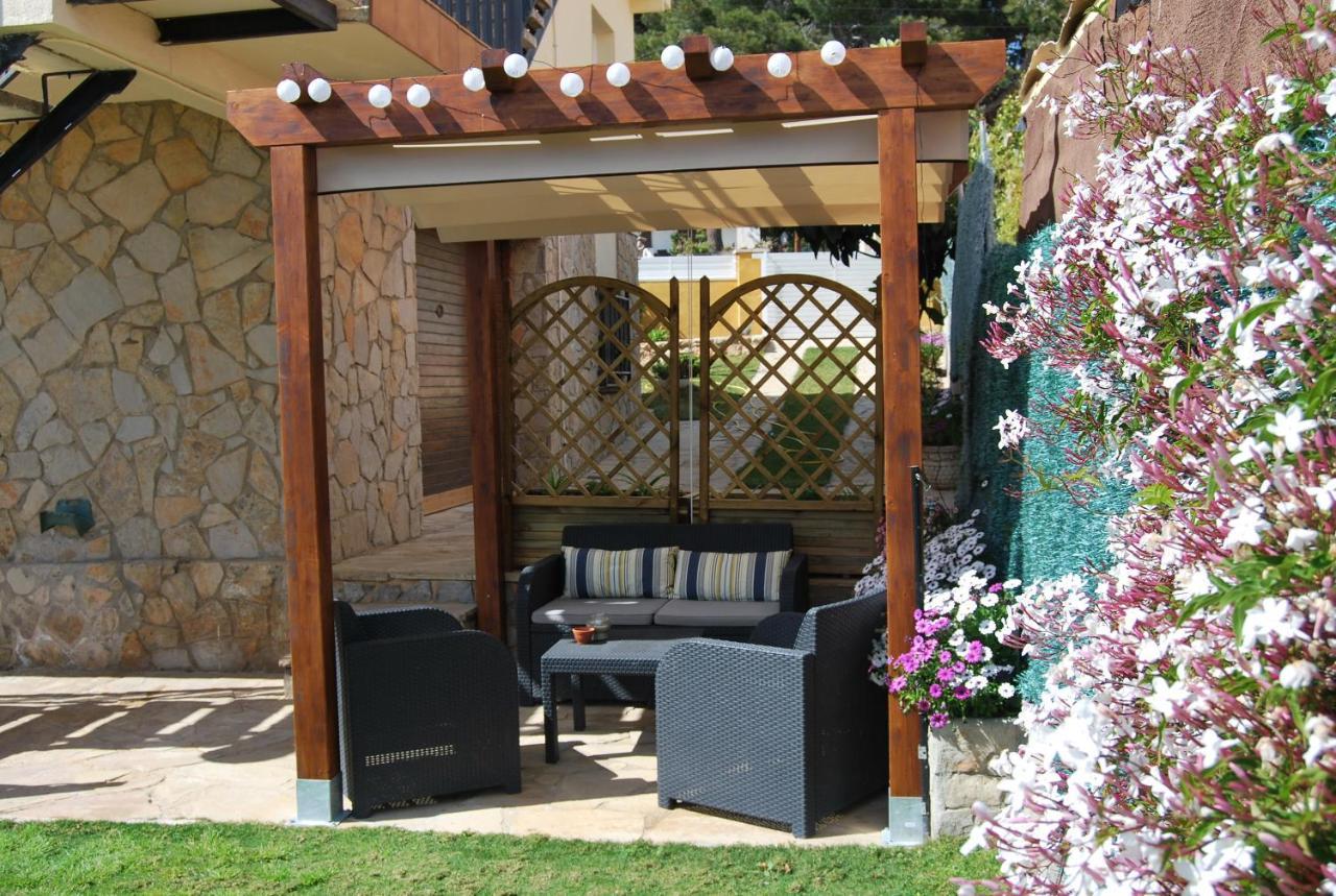 Sunny Holiday Home Creixell Esterno foto