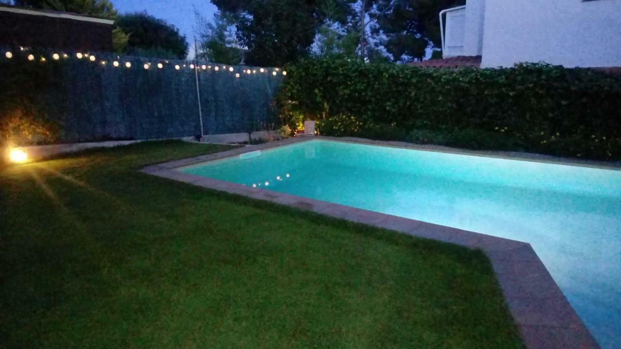 Sunny Holiday Home Creixell Esterno foto